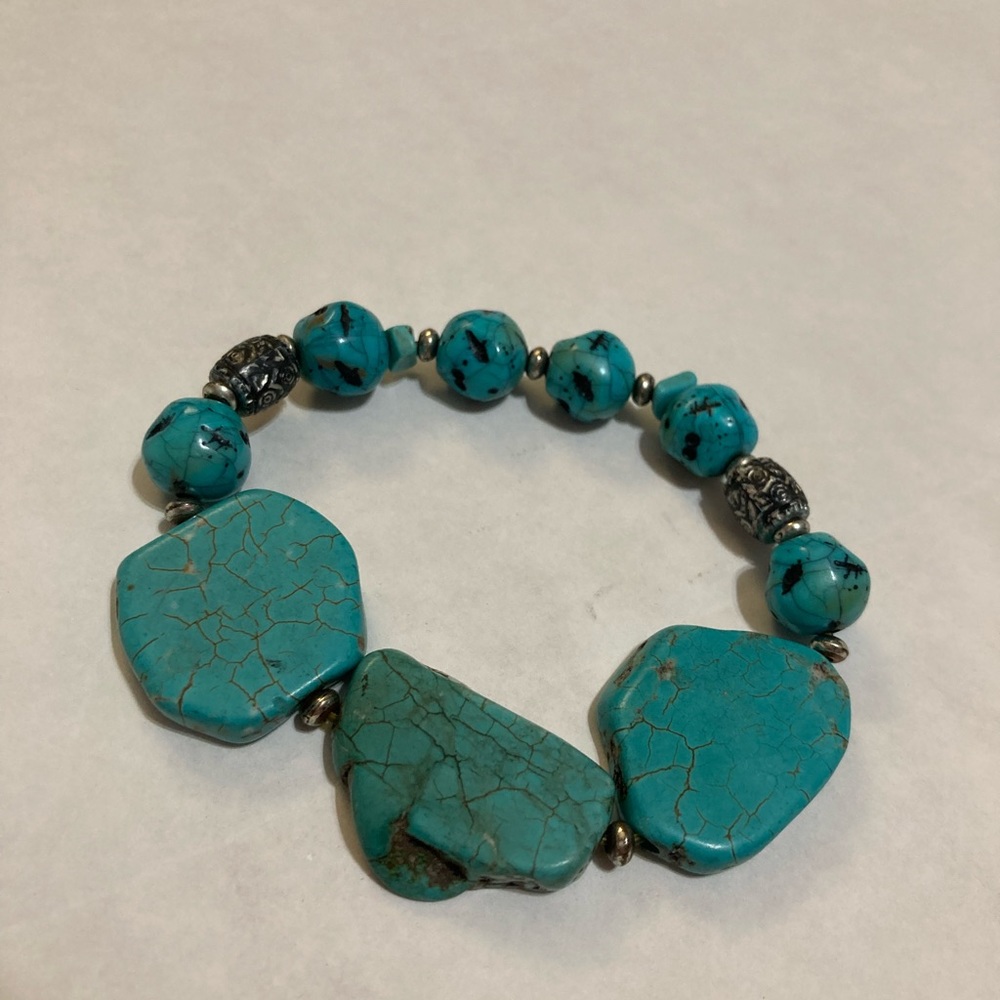 Pretty turquoise bracelet